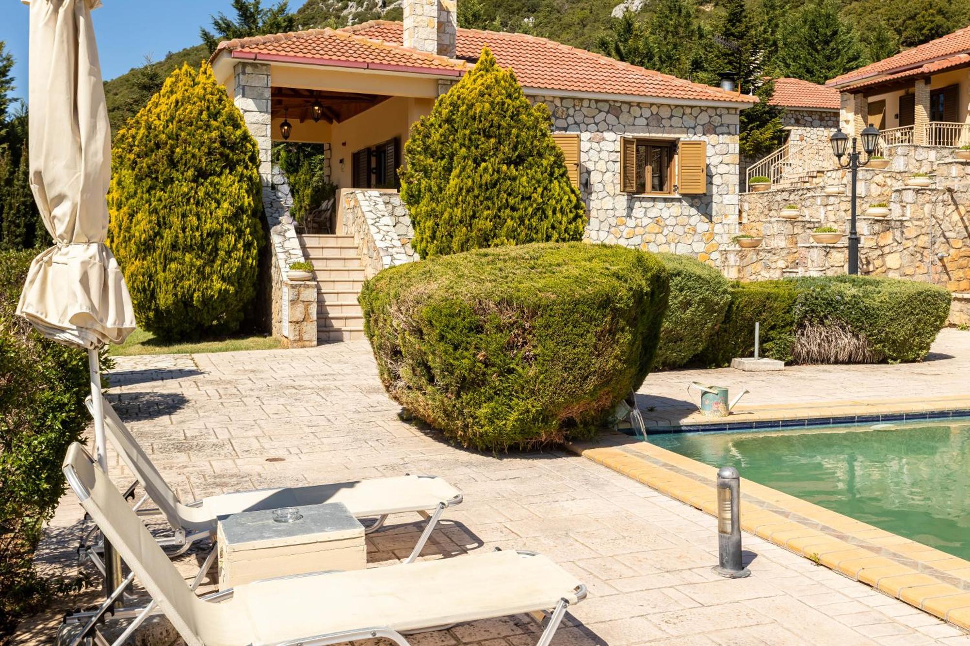 Hotel Pleiades All Season Gems - Korinthos Stone Retreats Kalianoi Esterno foto